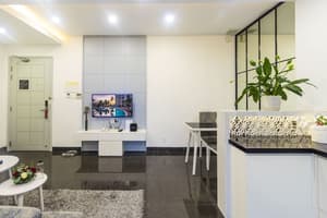 thumbnail: Living area