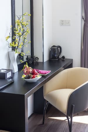 thumbnail: In-room dining