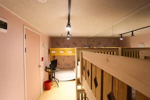 thumbnail: Hallway