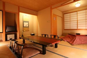 thumbnail: Interior entrance