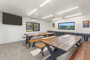 thumbnail: Dining room