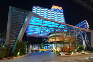 thumbnail: Front of property - evening/night