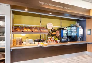 thumbnail: Breakfast buffet