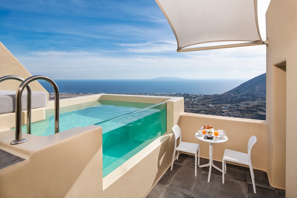 Private pool