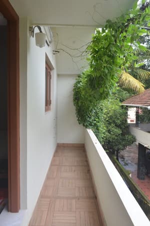 thumbnail: Balcony