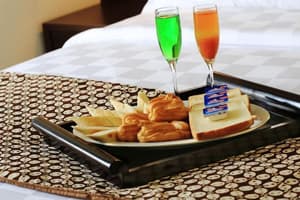 thumbnail: Room service - dining