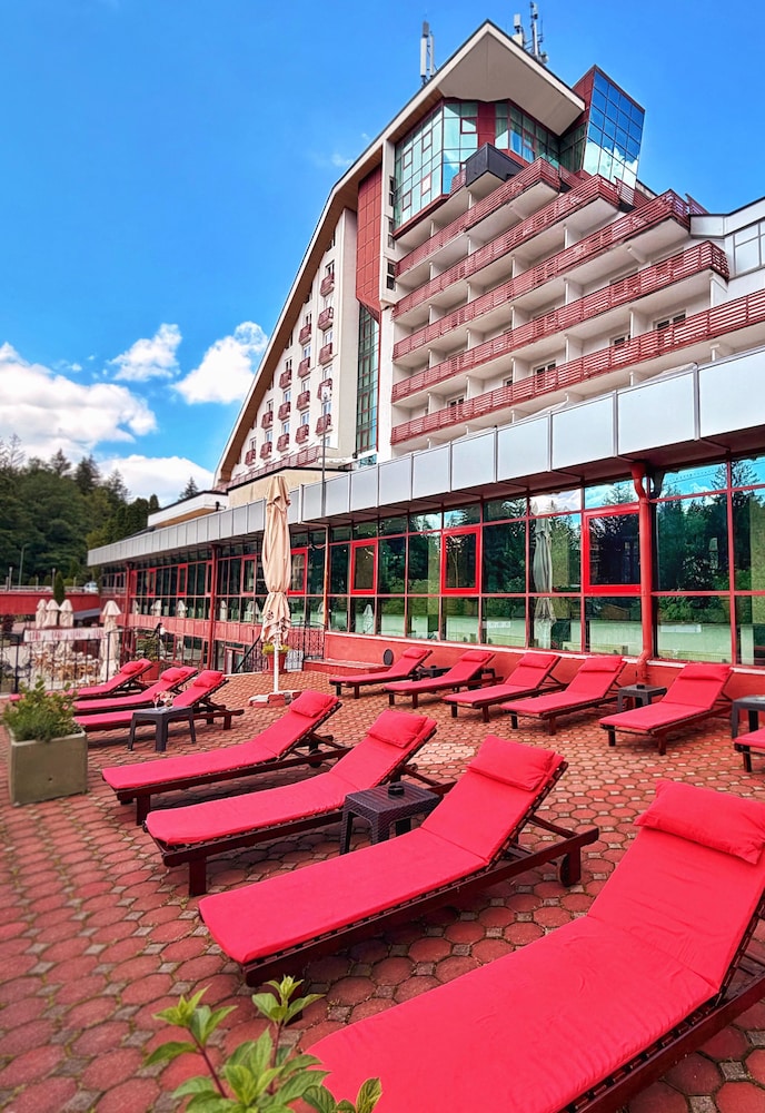 Sundeck
