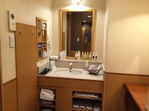 thumbnail: Bathroom sink