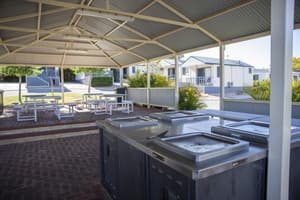 thumbnail: BBQ/picnic area