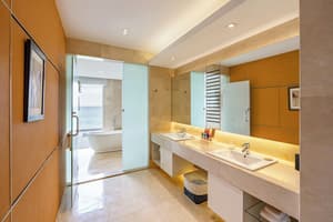 thumbnail: Bathroom