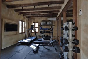 thumbnail: Fitness studio