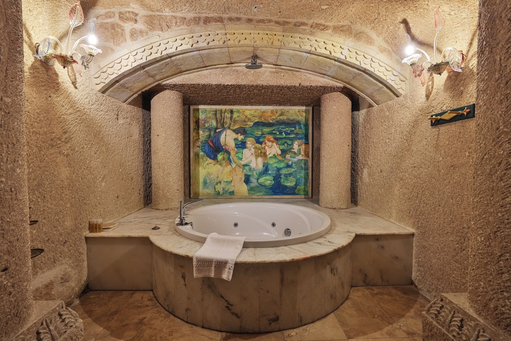 Jetted tub