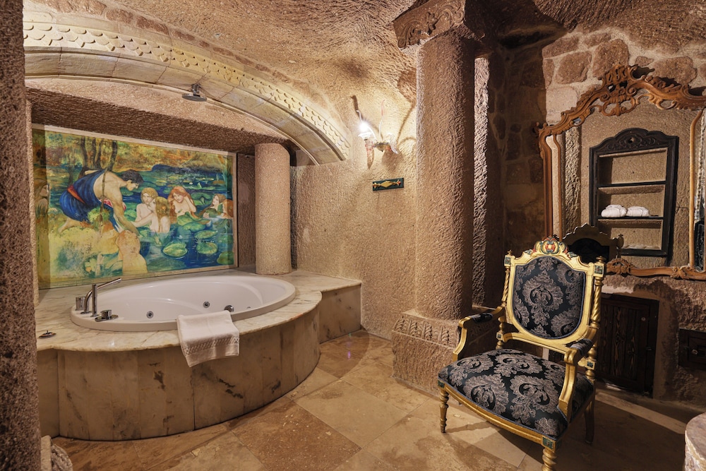 Jetted tub
