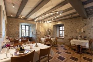 thumbnail: Banquet hall