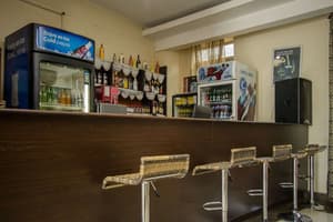 thumbnail: Sports bar