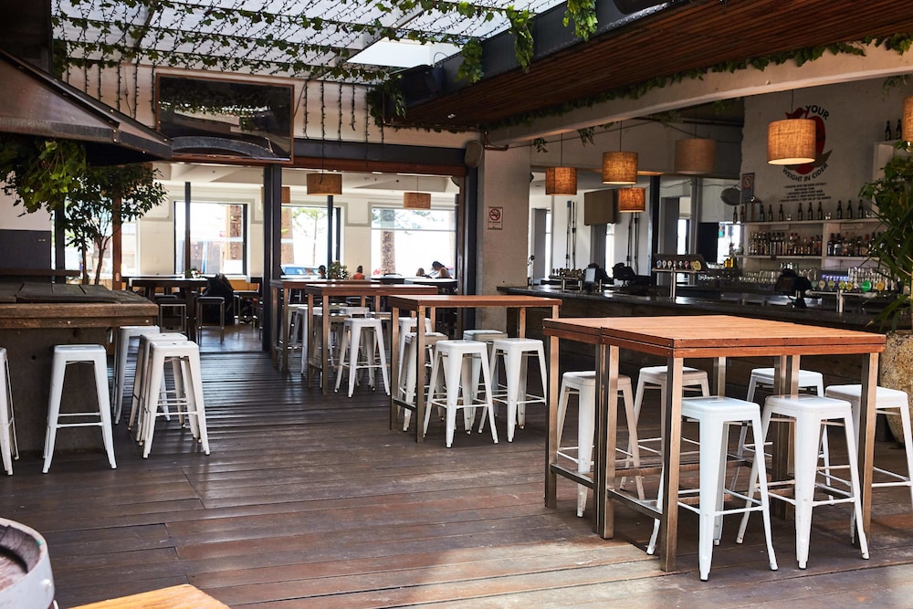 Restaurant-cafeteria