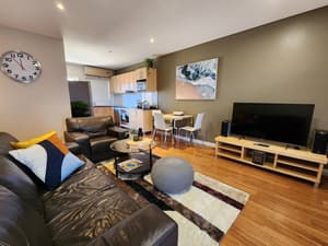 thumbnail: In-room dining