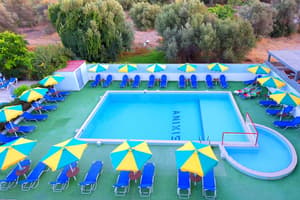 thumbnail: Outdoor pool