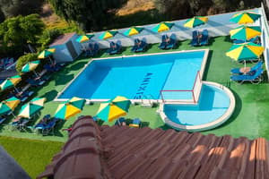 thumbnail: Outdoor pool