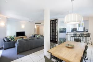 thumbnail: In-room dining