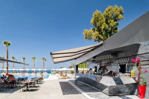 thumbnail: Bar (on property)