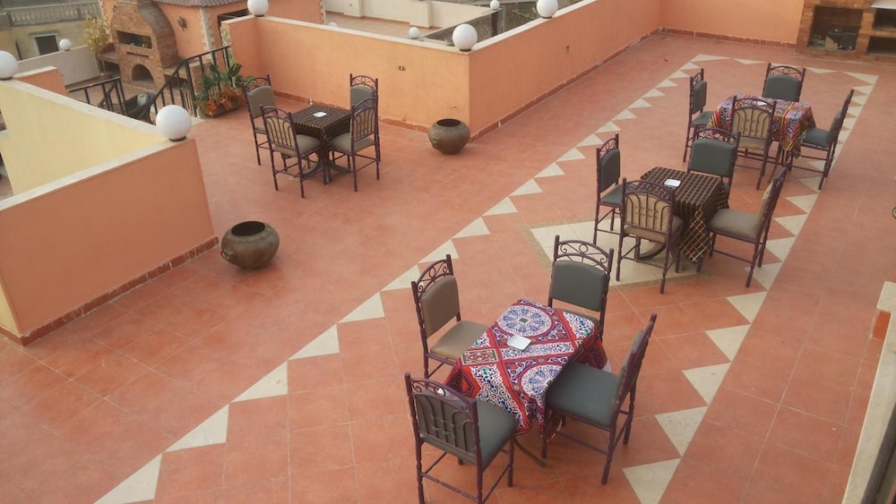 Restaurant-cafeteria