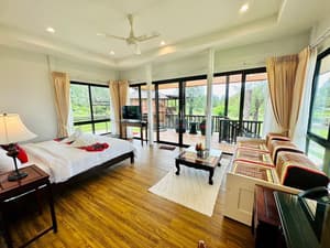 thumbnail: Terrace/patio