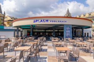 thumbnail: Food court