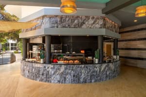 thumbnail: Food court
