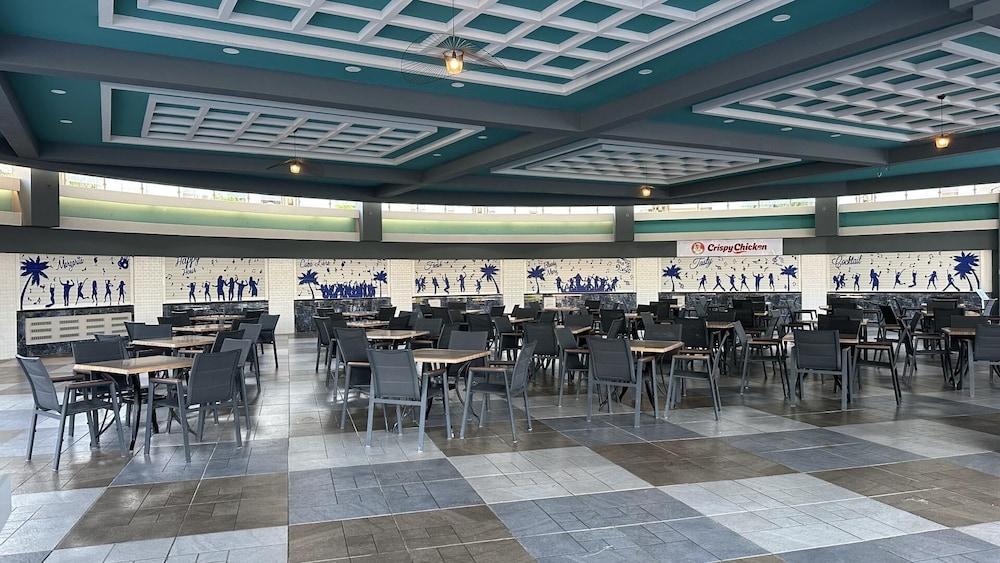 Food court