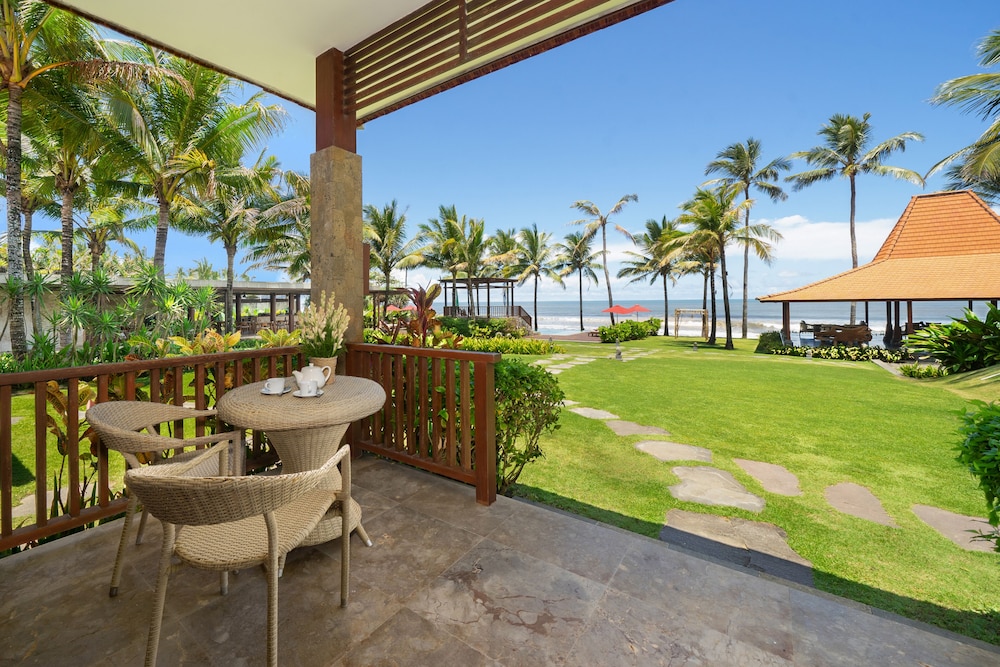 Beach/ocean view