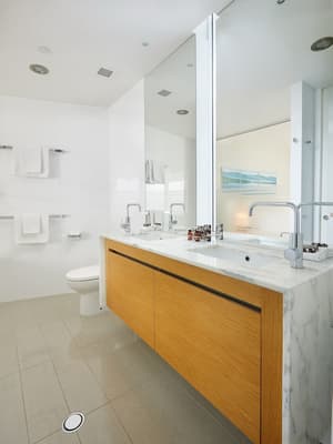 thumbnail: Bathroom sink