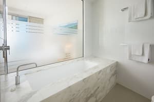 thumbnail: Deep soaking bathtub