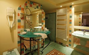 thumbnail: Bathroom