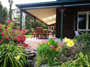 thumbnail: Property grounds