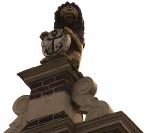thumbnail: Exterior detail