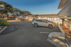 thumbnail: Parking