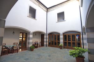 thumbnail: Interior