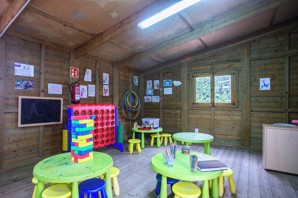 Children's play area - indoor
