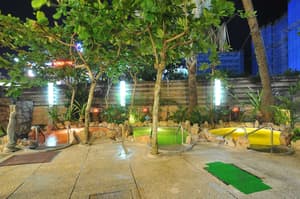 thumbnail: Outdoor pool