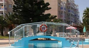 thumbnail: Pool