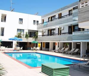 thumbnail: Outdoor pool