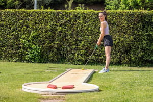 thumbnail: Mini-golf