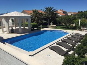 thumbnail: Pool