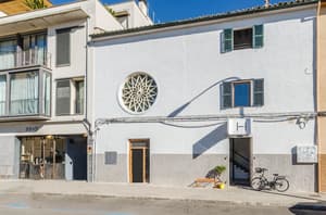 thumbnail: Exterior