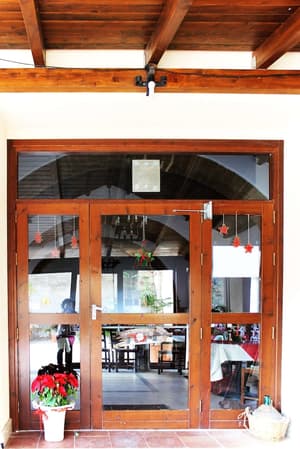 thumbnail: Property entrance