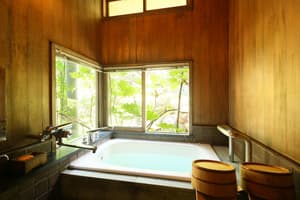 thumbnail: Bathroom