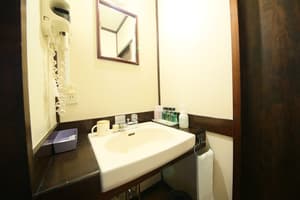 thumbnail: Bathroom