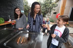 thumbnail: BBQ/picnic area