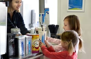 thumbnail: Snack bar